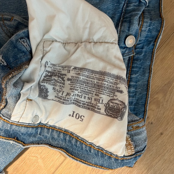 Levi’s shorts highwaisted - Picture 2 of 4